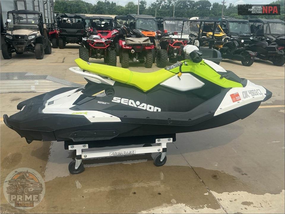 2023 Seadoo/Brp SPARK 3-UP ROTAX 900 ACE - 90 — фото 1