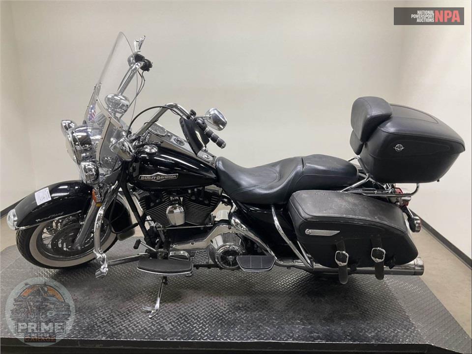 2000 Harley-Davidson FLHRCI ROAD KING CLASSIC — фото 3
