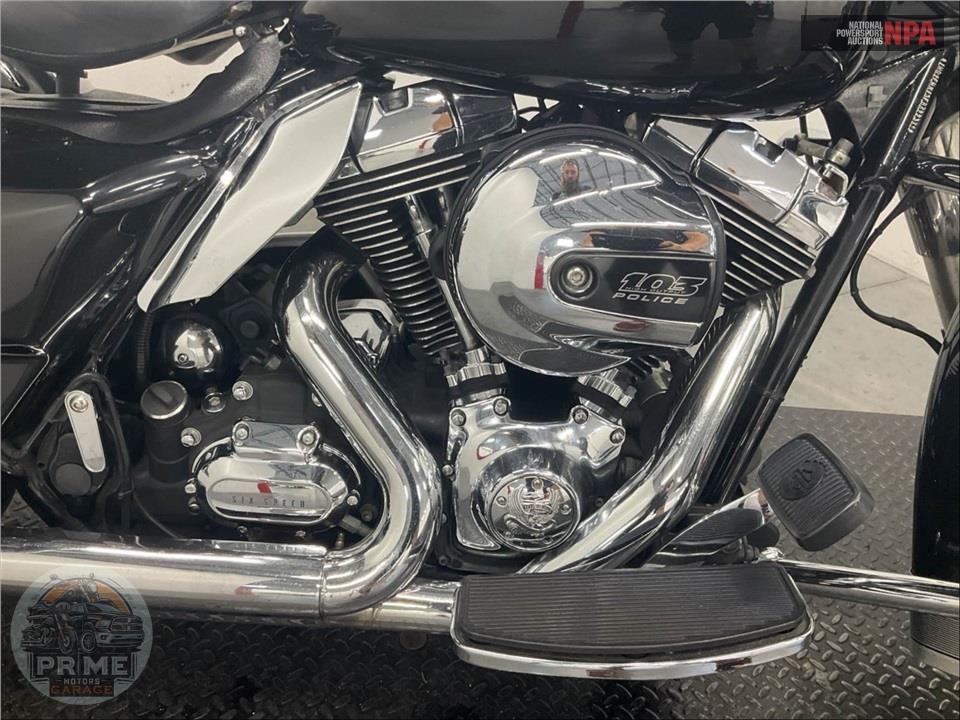 2015 Harley-Davidson FLHP POLICE ROAD KING — фото 6