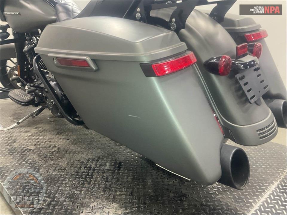 2019 Harley-Davidson FLHXS STREET GLIDE SPECIAL — фото 17