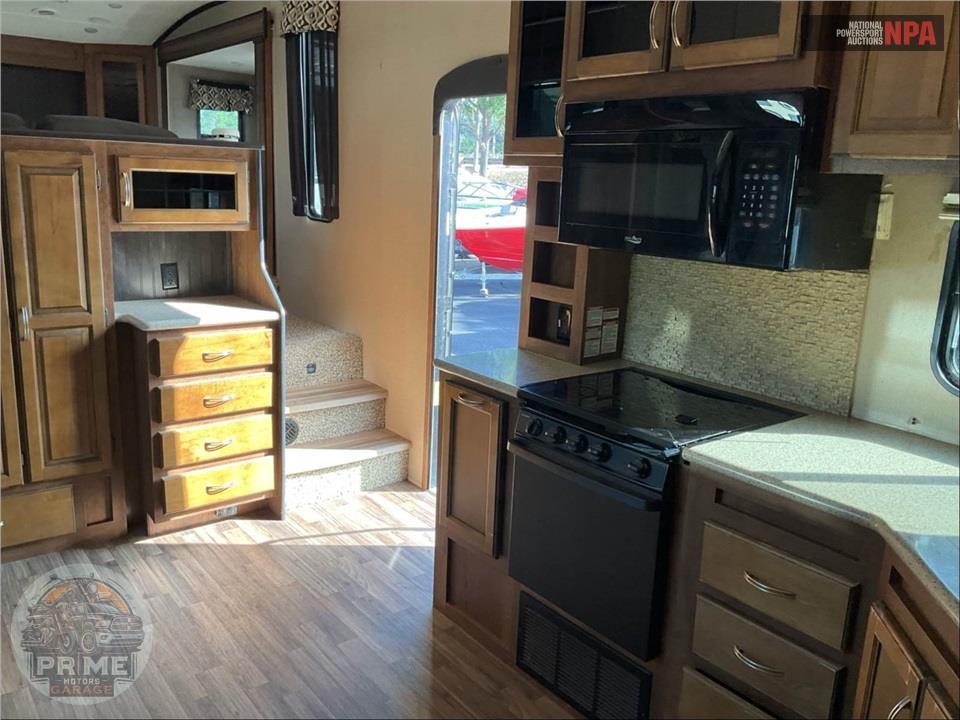 2018 Coachmen By Forest River M-370 FL - CHAPARRAL FIFTH WHEEL SERIES — фото 6