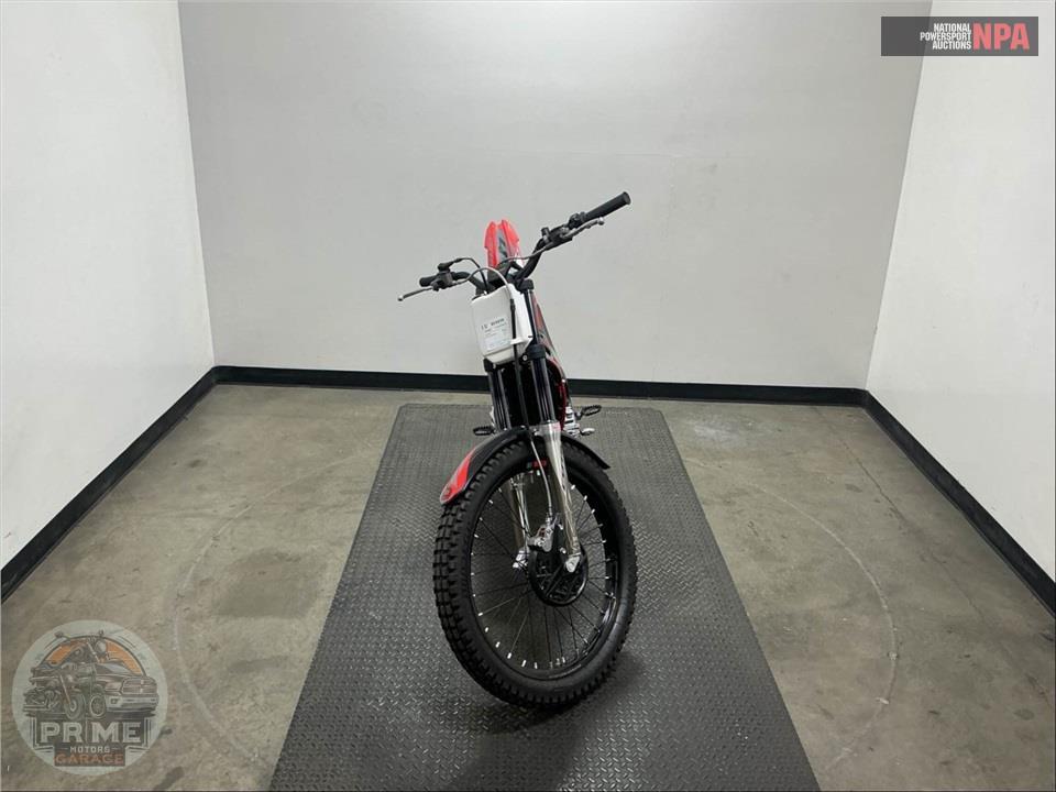 2025 Honda MRT260 COTA 4RT 260R — фото 2