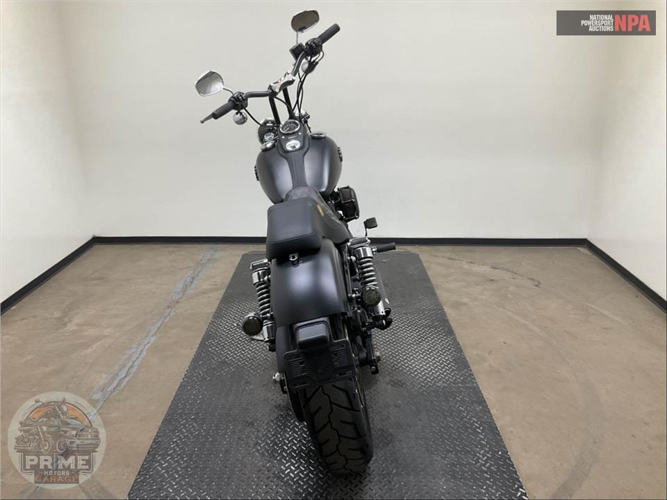 2016 Harley-Davidson FXDB STREET BOB — фото 4