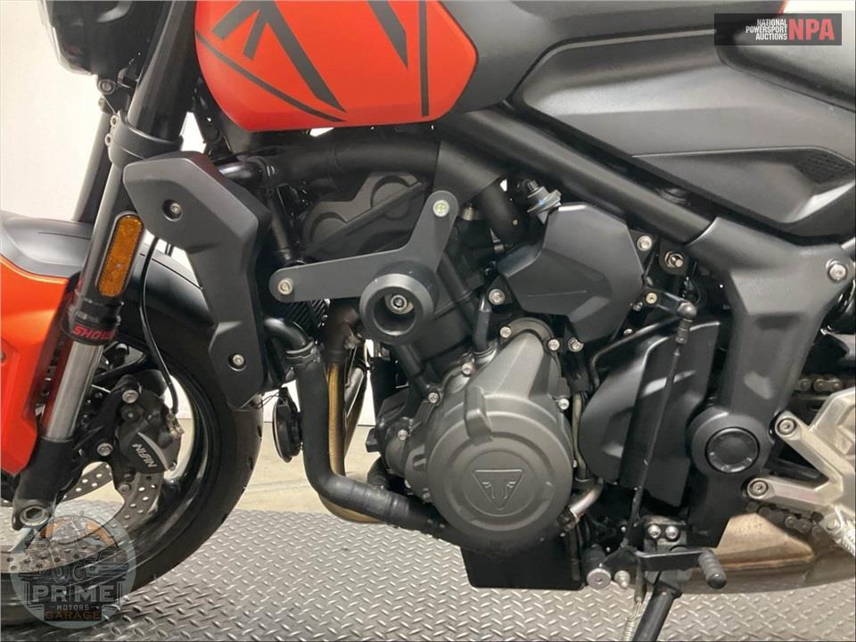 2023 Triumph TRIDENT (BLACK) — фото 7