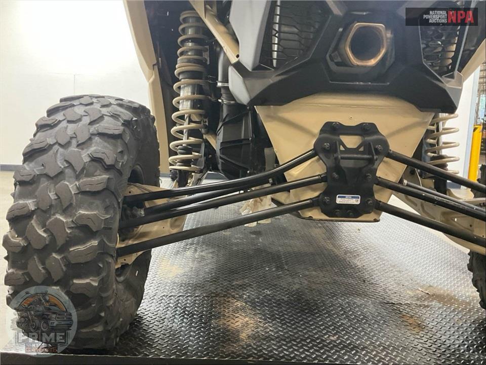 2022 Can-Am MAVERICK X3 MAX X RS TURBO RR SMART-SHOX (DESERT TAN & CARBON BLACK) — фото 37