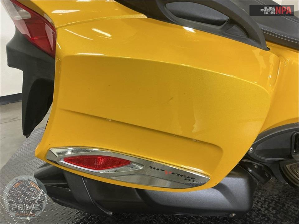 2013 Can-Am SPYDER RT-S SE5 — фото 21