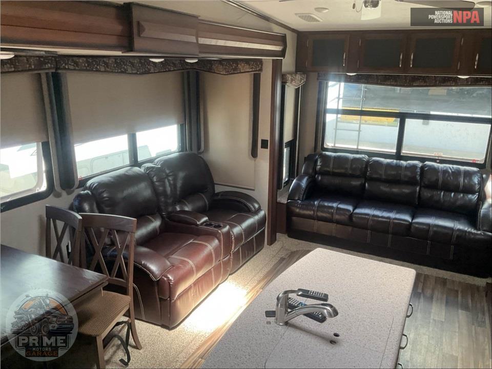 2017 Keystone Rv M-352 RL - MONTANA HIGH COUNTRY FIFTH WHEEL SERIES — фото 7