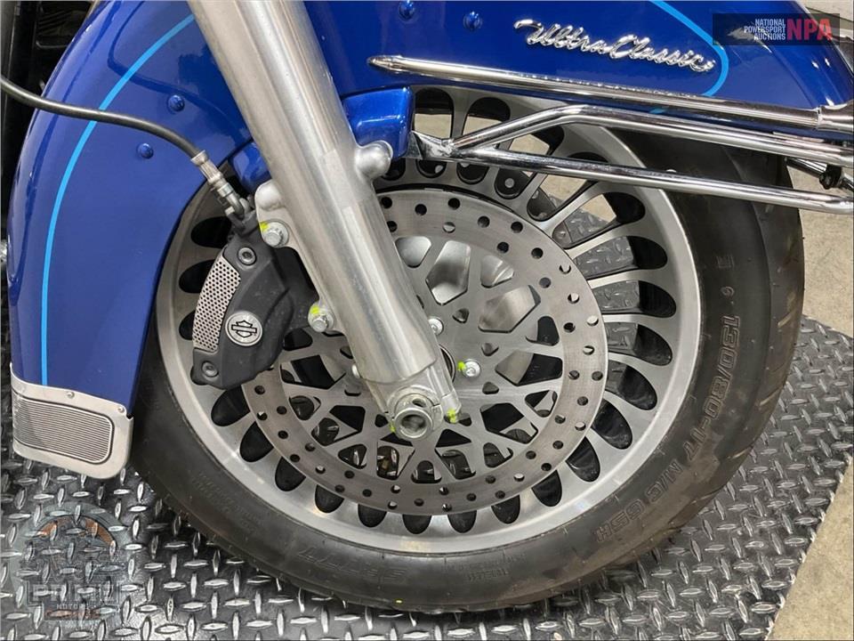2009 Harley-Davidson FLHTCU ULTRA CLASSIC ELECTRA GLIDE — фото 30