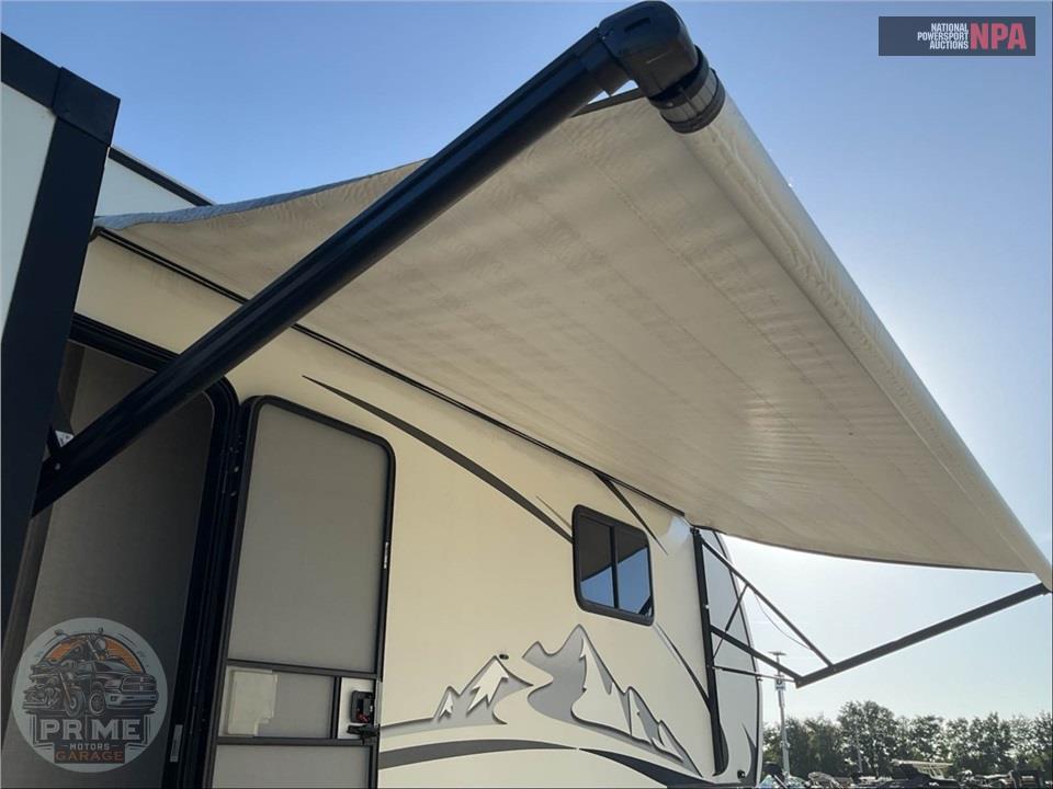 2022 East To West M-375BH-OK - TANDARA FIFTH WHEEL SERIES — фото 28