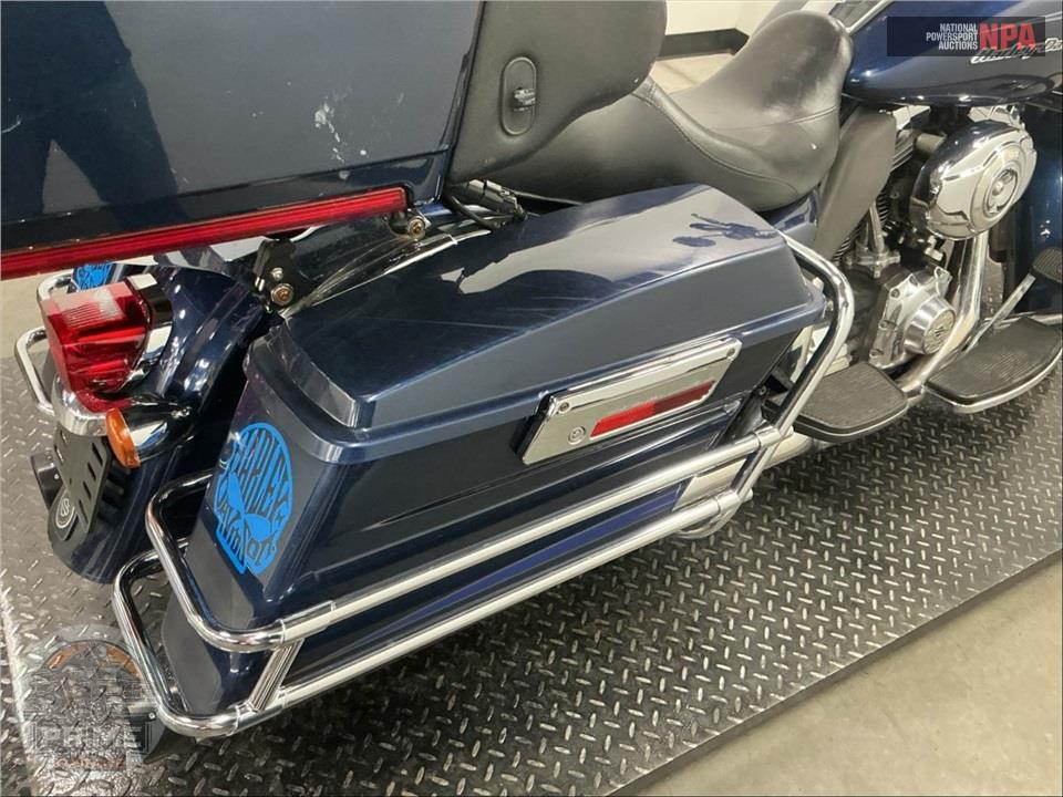 2012 Harley-Davidson FLTRU ROAD GLIDE ULTRA — фото 29