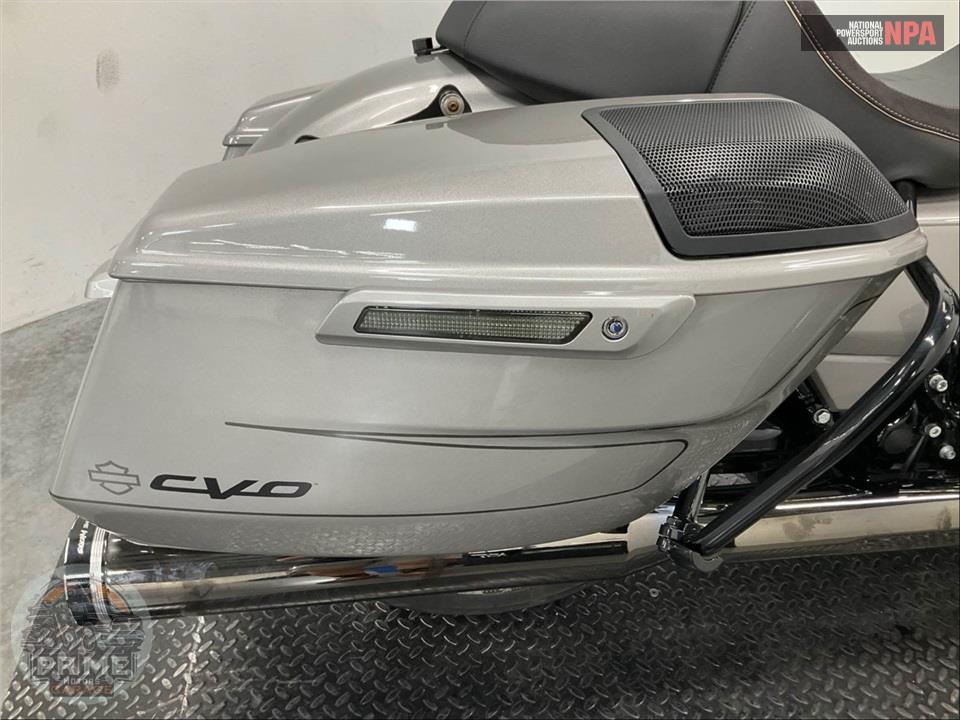 2023 Harley-Davidson FLTRXSE CVO ROAD GLIDE — фото 17