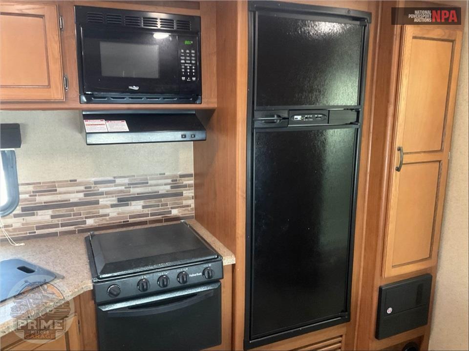 2017 Crossroads Rv M-250RB SUNSET TRAIL SUPER LITE SERIES — фото 17