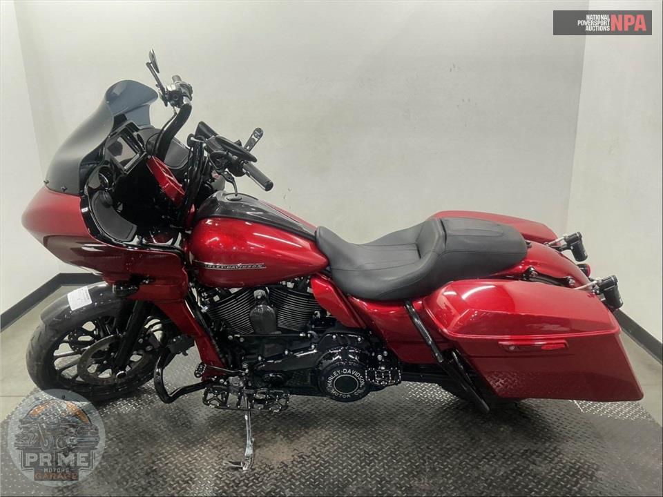 2018 Harley-Davidson FLTRXS ROAD GLIDE SPECIAL — фото 3