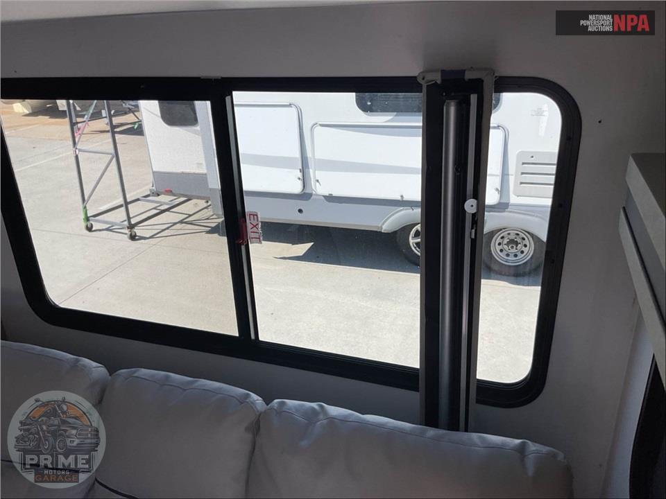 2024 Access By Winnebago M-30BH — фото 26