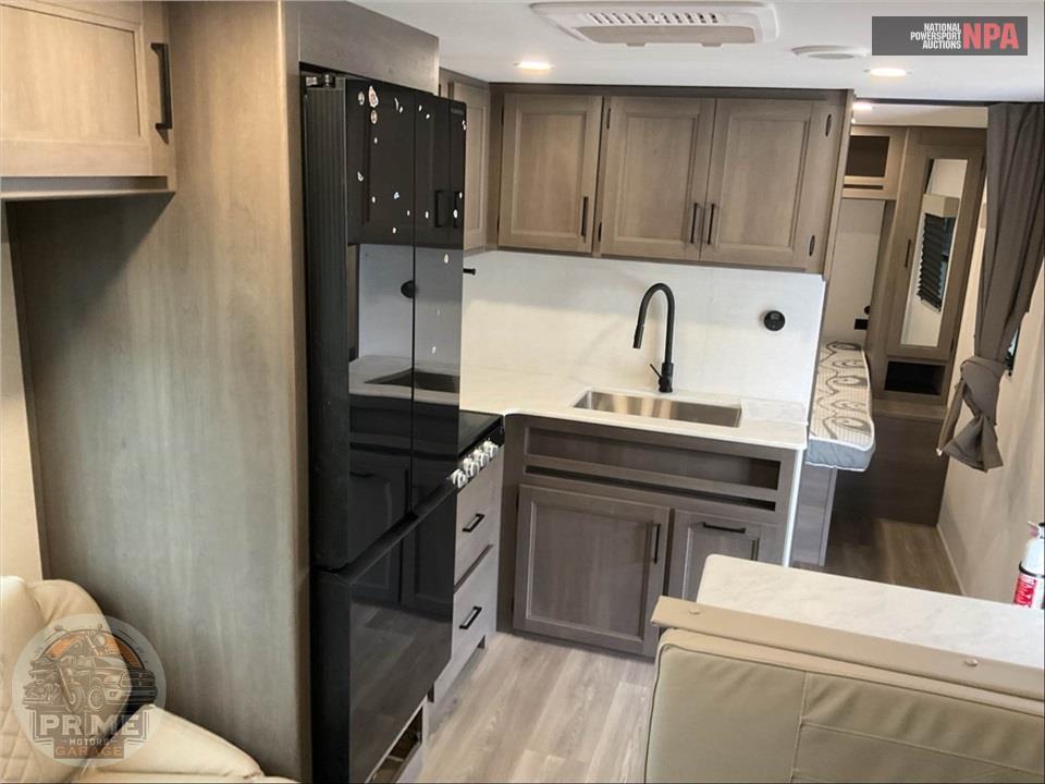 2025 Grand Design Recreational Vehicles M-24BHX - TRANSCEND XPLOR SERIES — фото 9