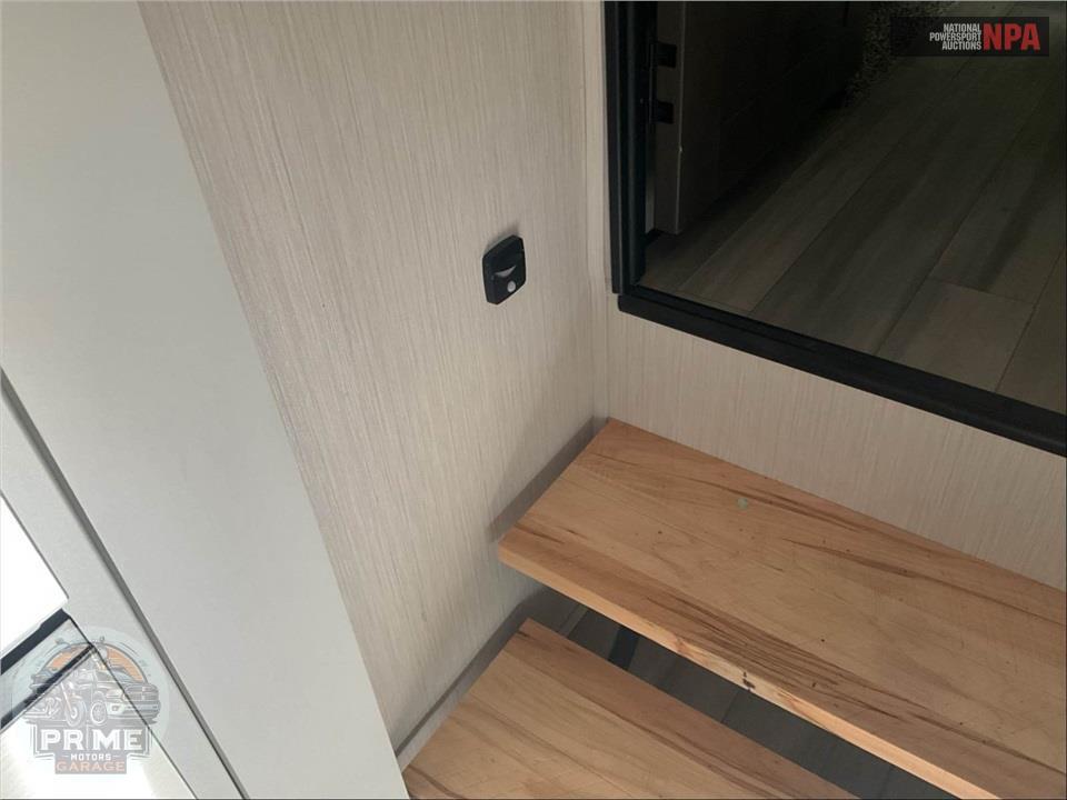 2024 Cedar Creek M-380MUD - FIFTH WHEEL SERIES — фото 21