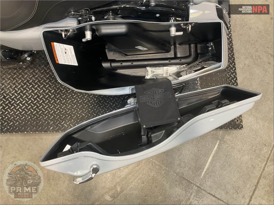 2025 Harley-Davidson FLTRX ROAD GLIDE — фото 17