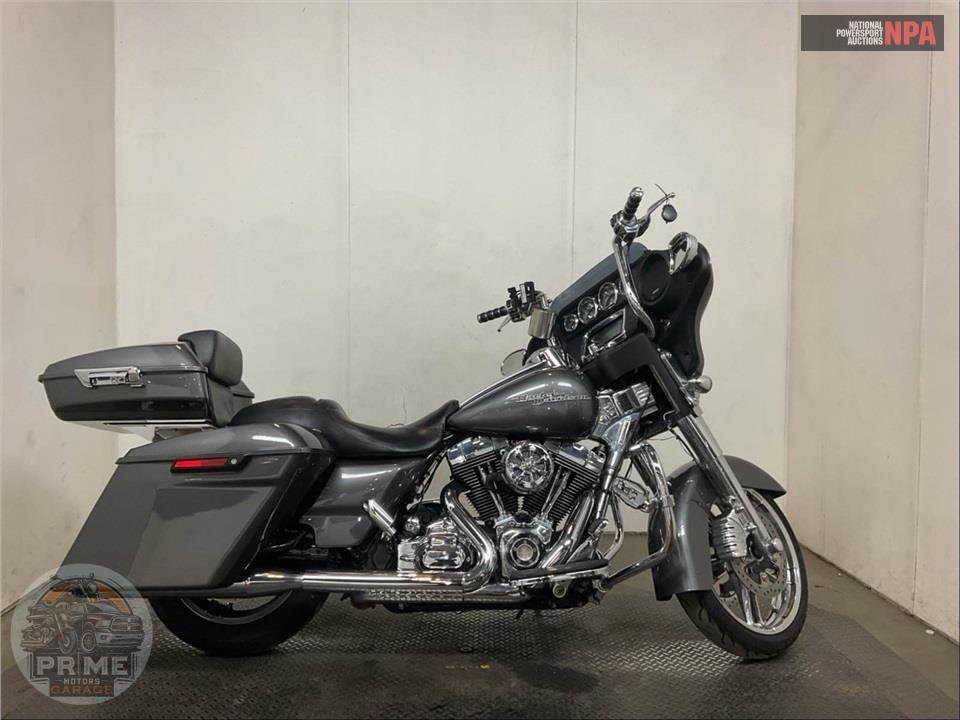 2014 Harley-Davidson FLHX STREET GLIDE — фото 1