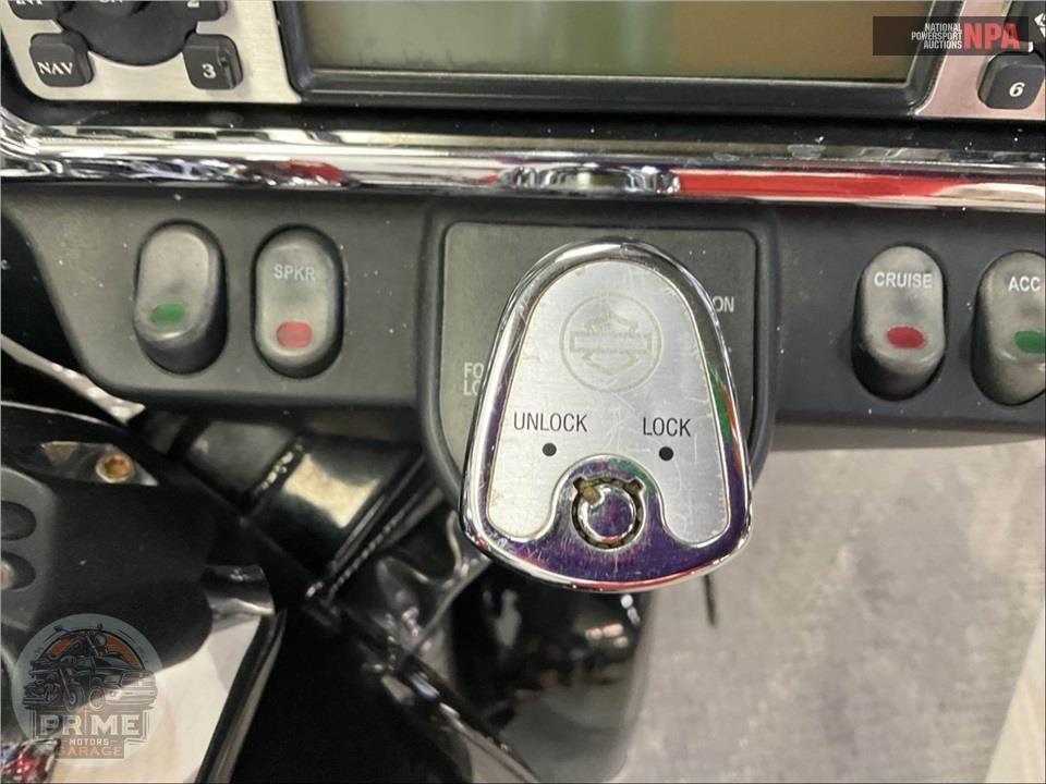 2008 Harley-Davidson FLHTCU ULTRA CLASSIC ELECTRA GLIDE — фото 12