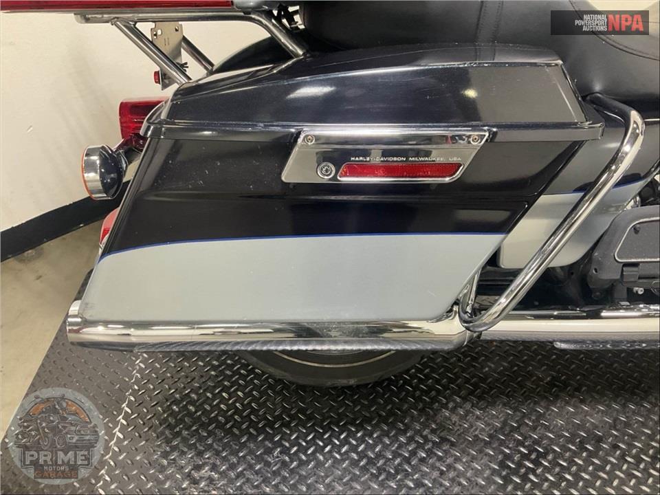 2013 Harley-Davidson FLHTK ELECTRA GLIDE UL LI — фото 26