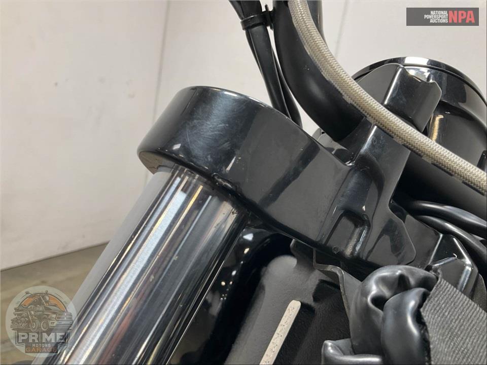 2022 Indian Motorcycle SCOUT BOBBER (ABS, BLACK METALLIC) — фото 24