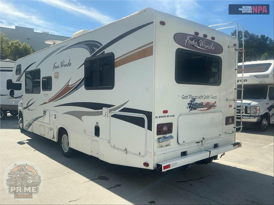 2012 Thor Motor Coach M-28A E350-V10 — фото 4
