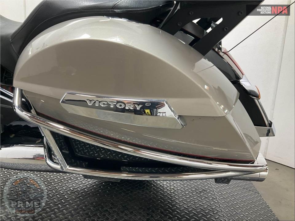 2014 Victory Motorcycles CROSS COUNTRY TOUR (TWO-TONE) — фото 21
