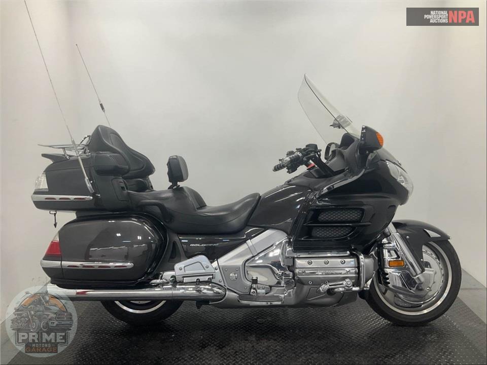2010 Honda GL1800HPNAMA GLDWNG ABS** — фото 1