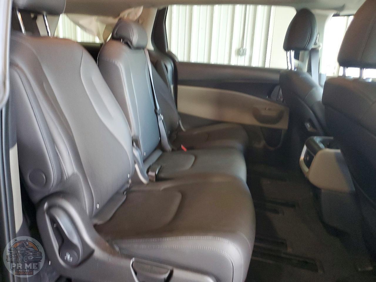 2026 KIA CARNIVAL — фото 11