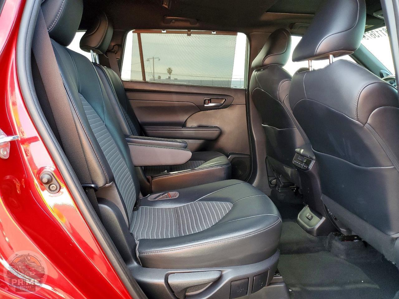2021 TOYOTA HIGHLANDER — фото 11