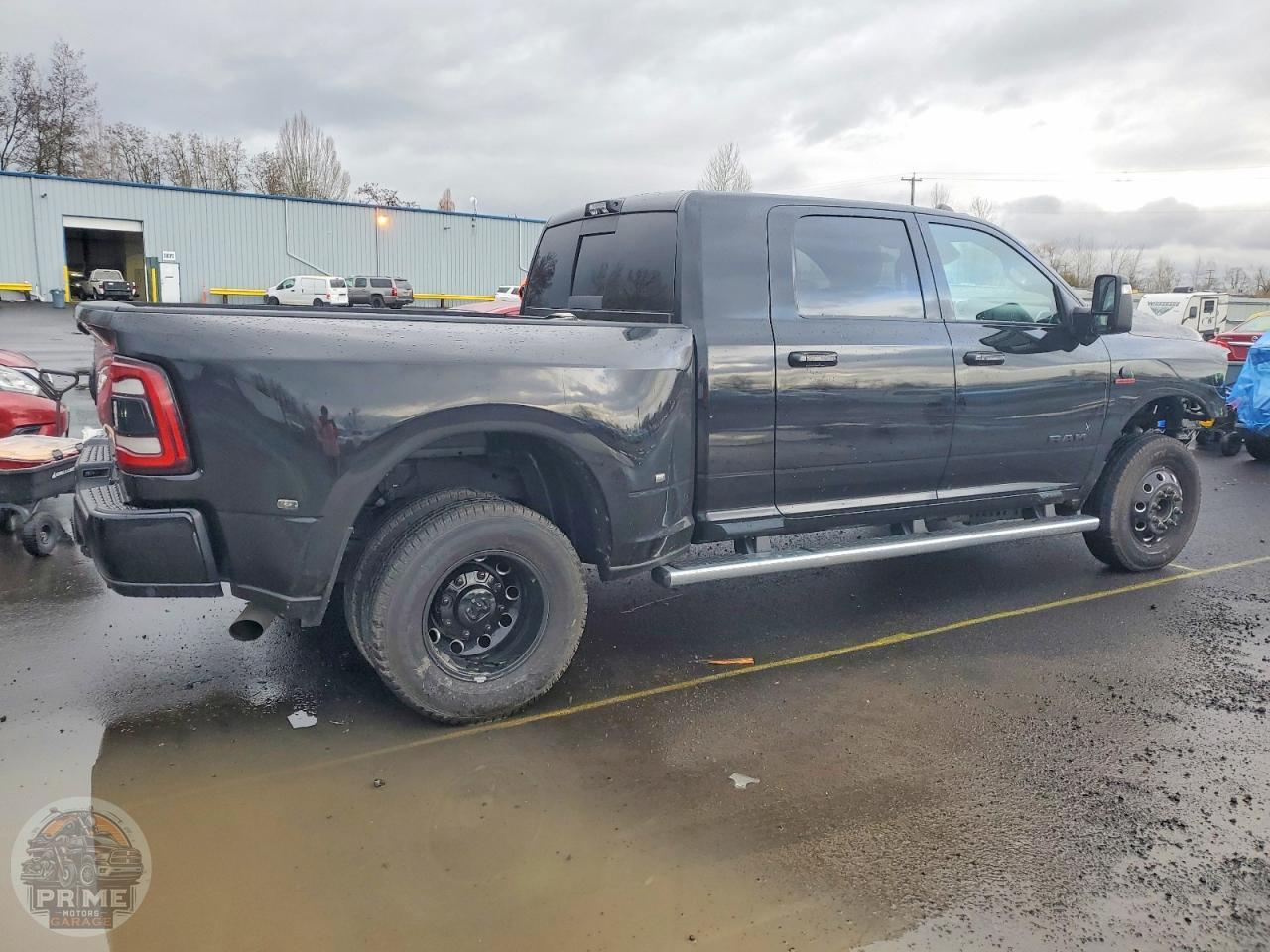 2023 RAM 3500 — фото 3