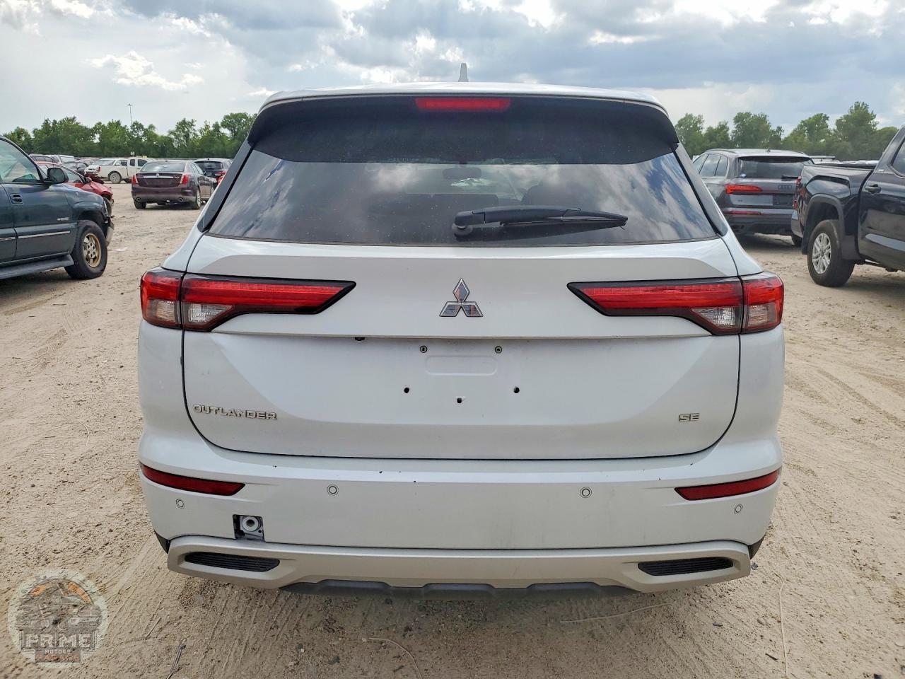 2023 MITSUBISHI OUTLANDER — фото 6
