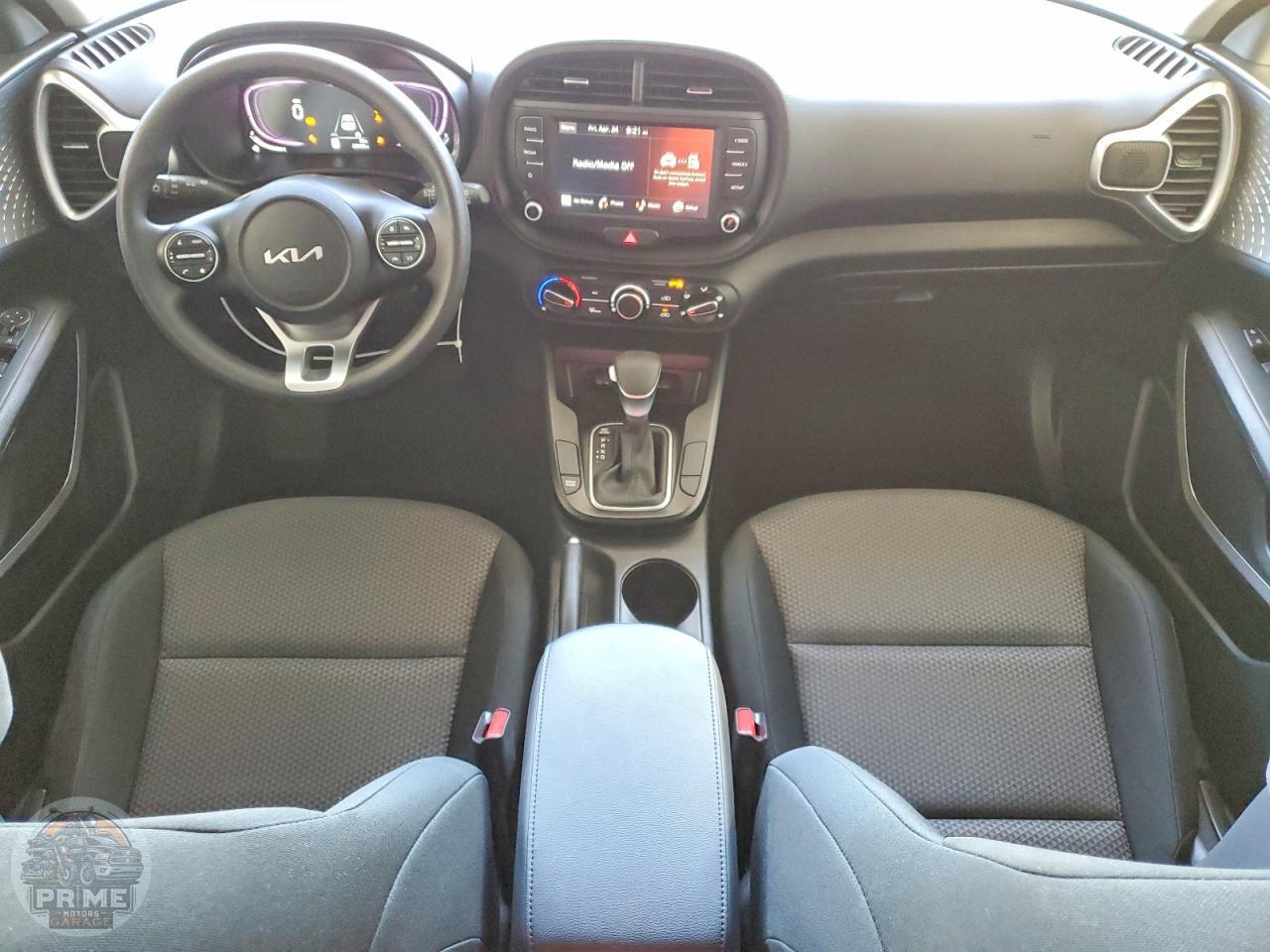 2025 KIA SOUL — фото 8