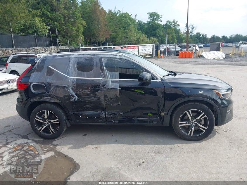 2024 VOLVO XC40 B5 CORE BRIGHT THEME/B5 CORE DARK THEME — фото 13