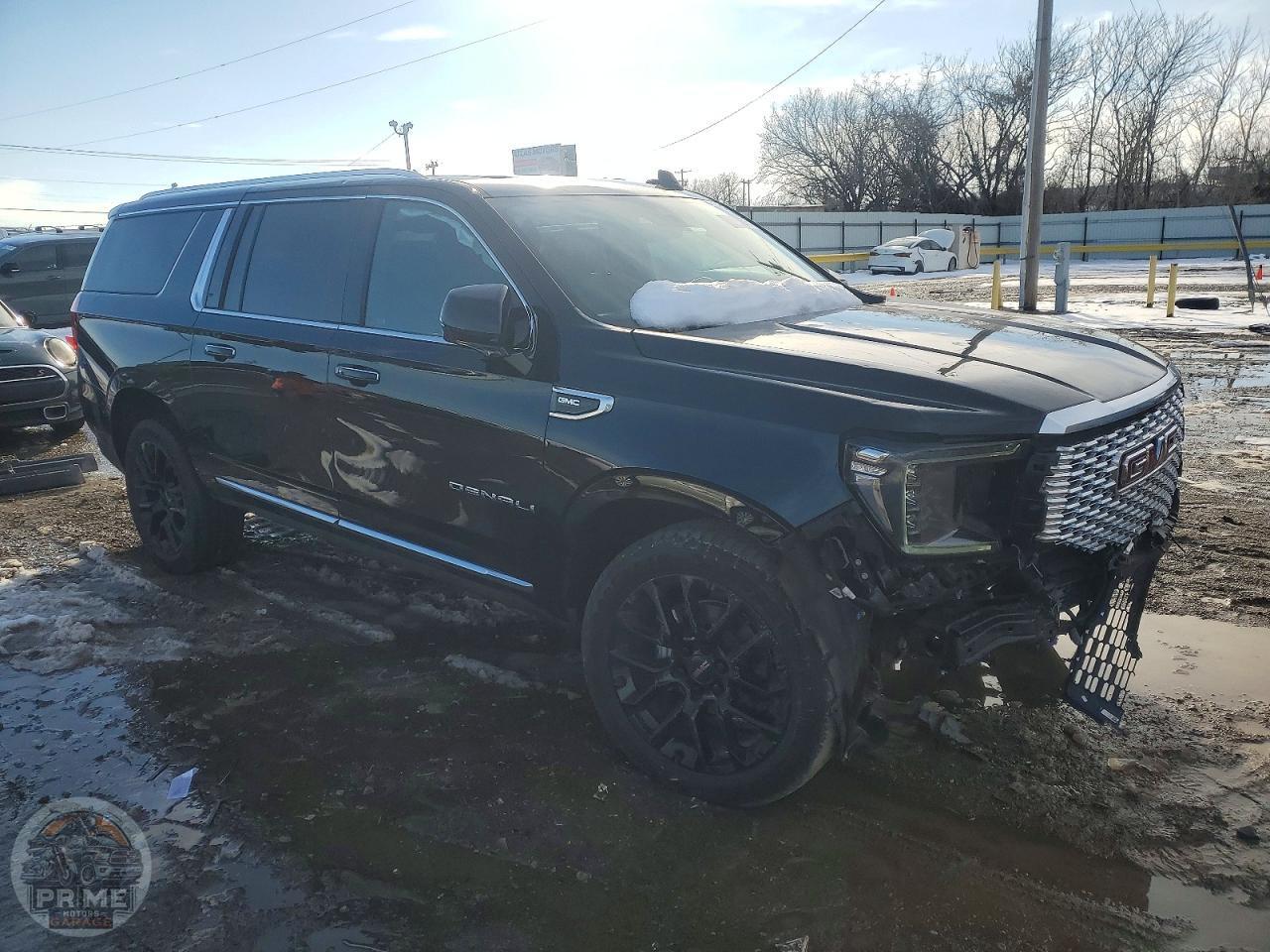 2022 GMC YUKON — фото 2