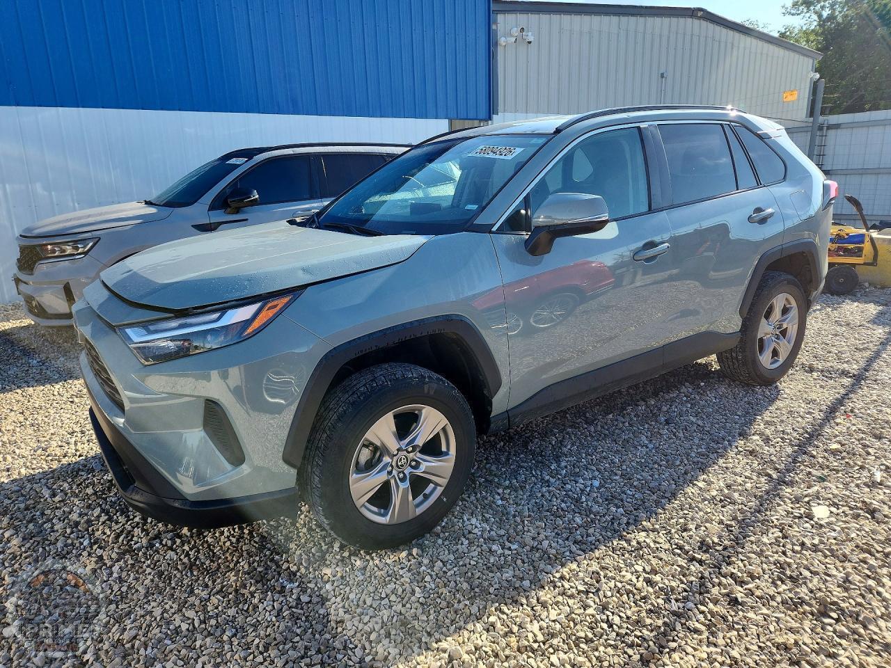 2023 TOYOTA RAV4 — фото 1