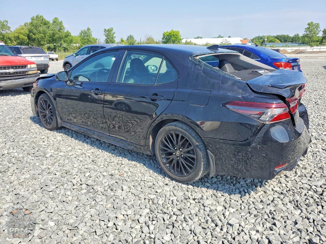 2022 TOYOTA CAMRY — фото 2