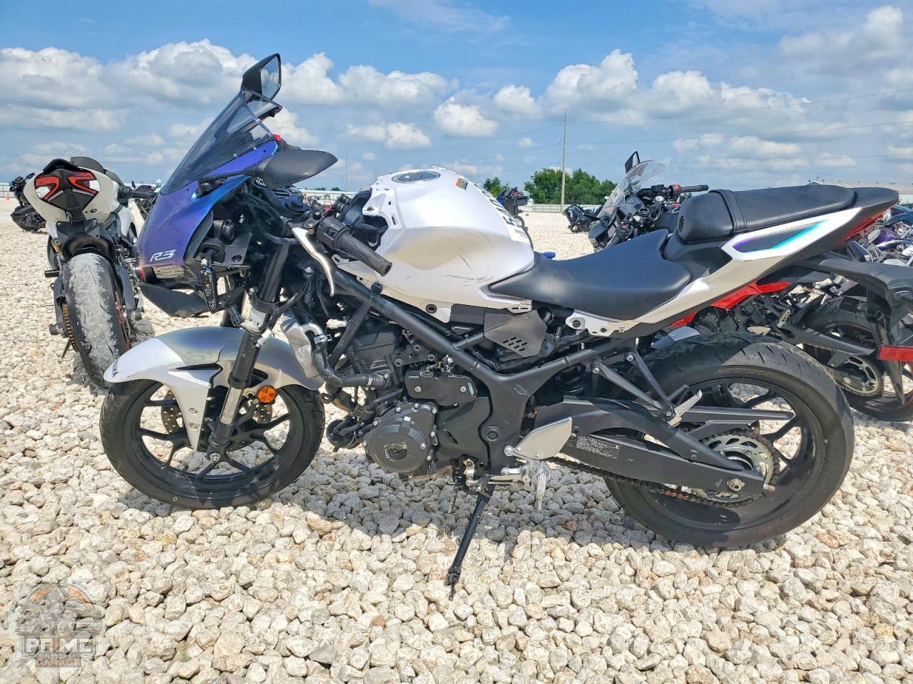 2025 YAMAHA YFZ320 — фото 3