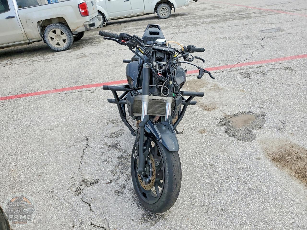 2016 YAMAHA FZ07 — фото 6