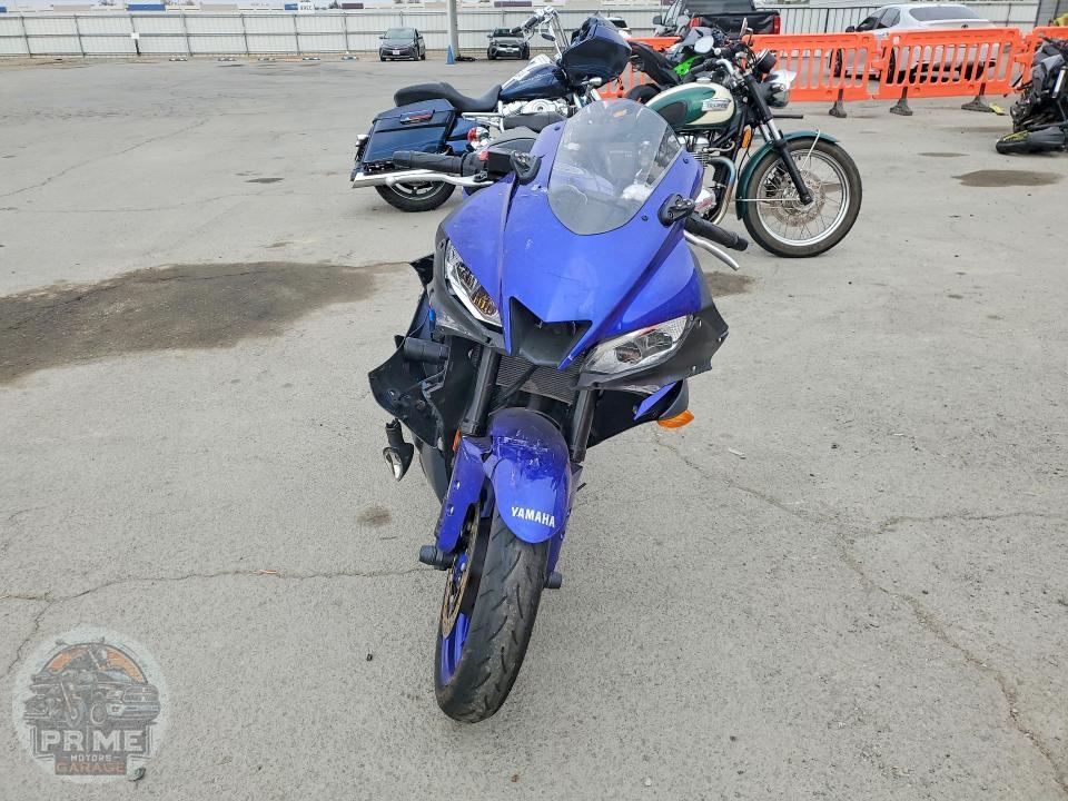 2024 YAMAHA YZFR3 — фото 2