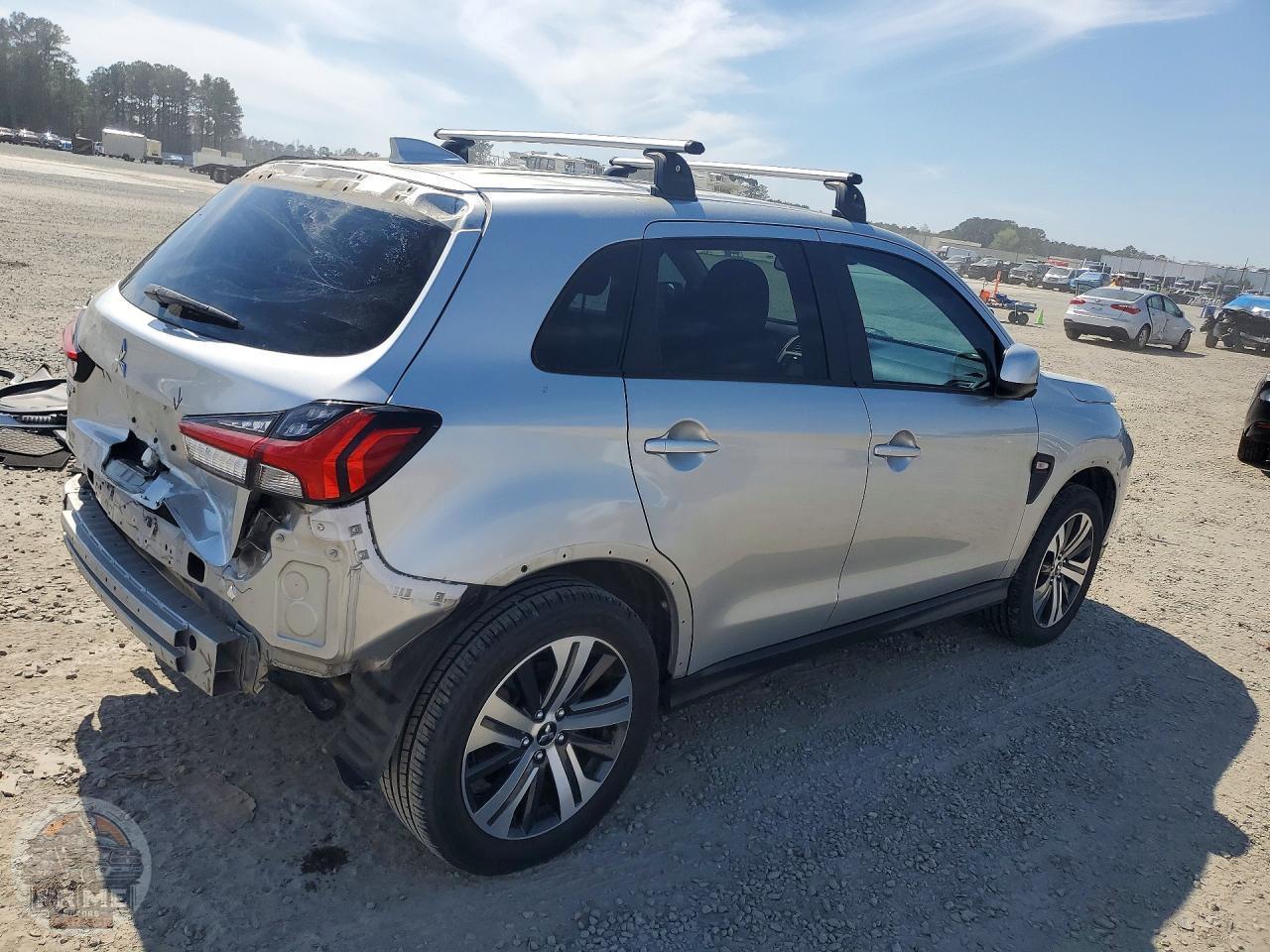 2021 MITSUBISHI OUTLANDER — фото 3