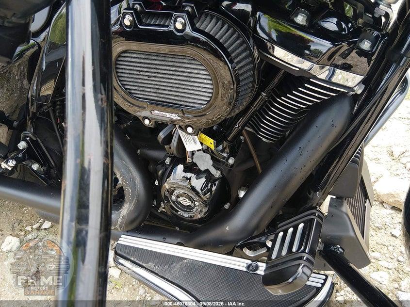 2019 HARLEY-DAVIDSON FLTRXS (ROAD GLIDE SPECIAL) — фото 8
