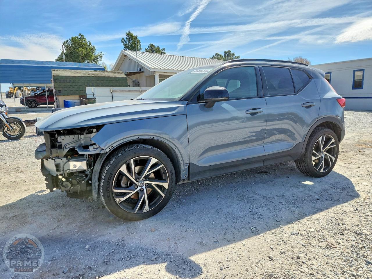 2022 VOLVO XC40 — фото 1