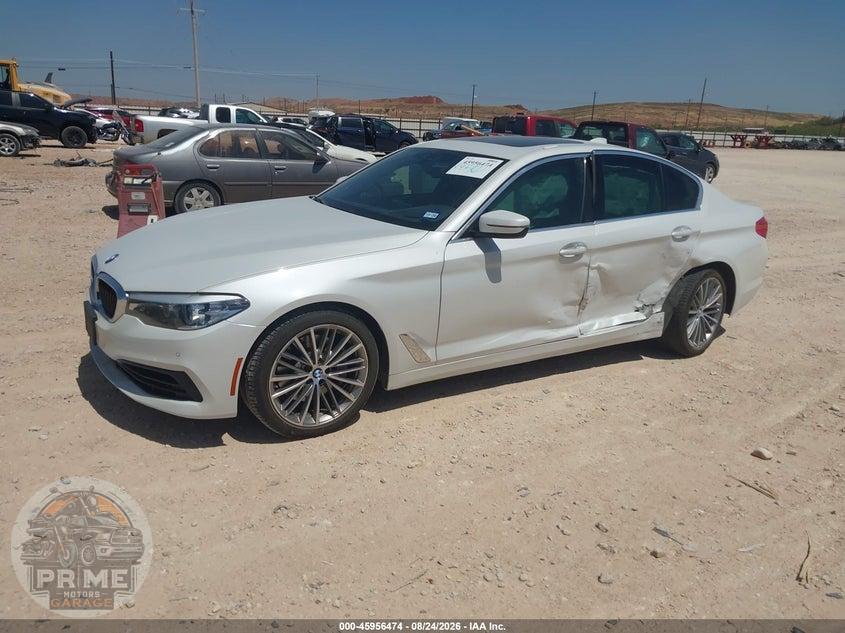 2019 BMW 540I — фото 2