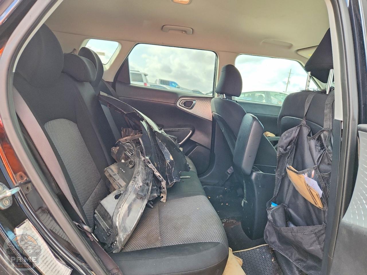 2022 KIA SOUL — фото 10