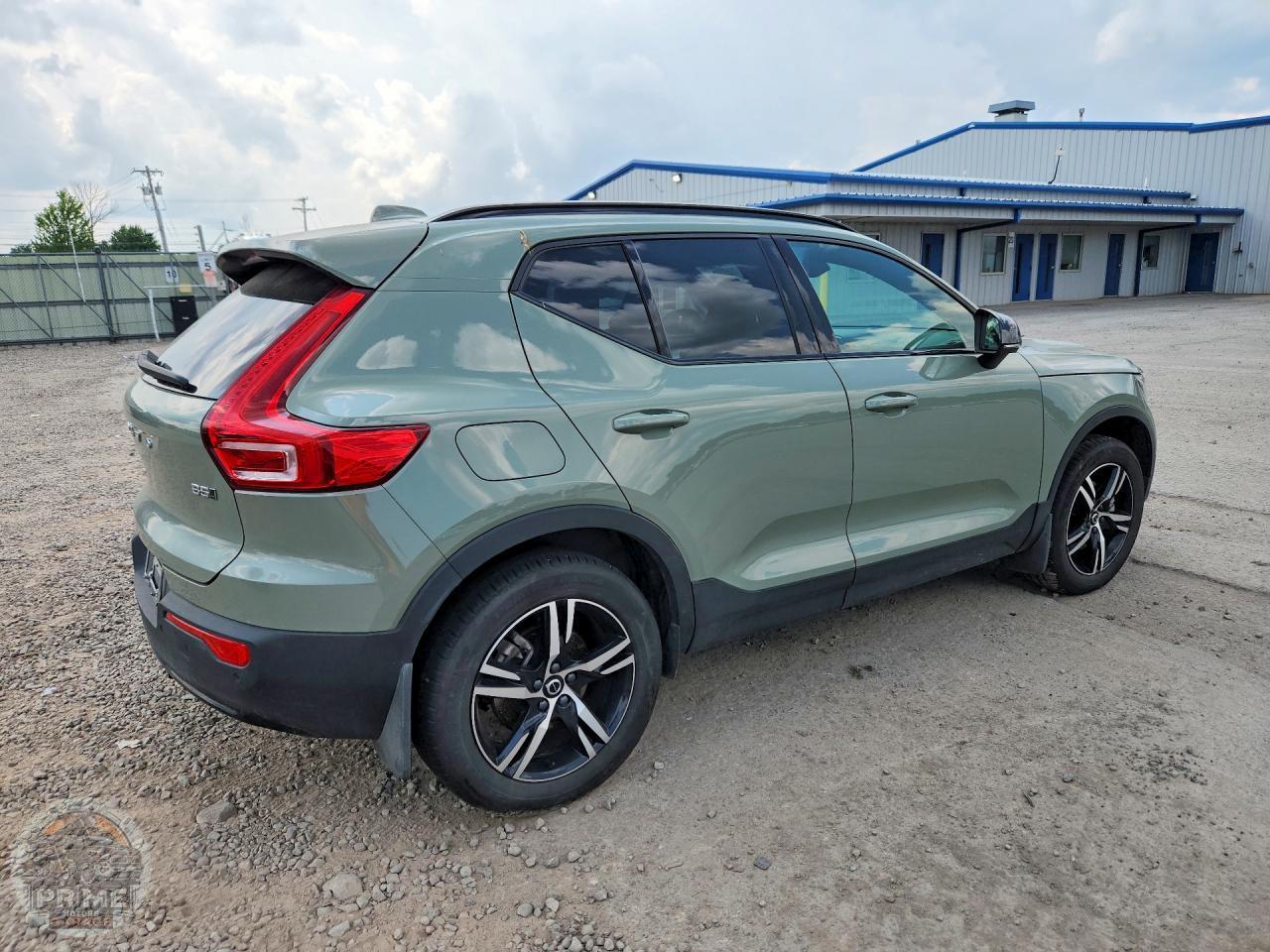2024 VOLVO XC40 — фото 9