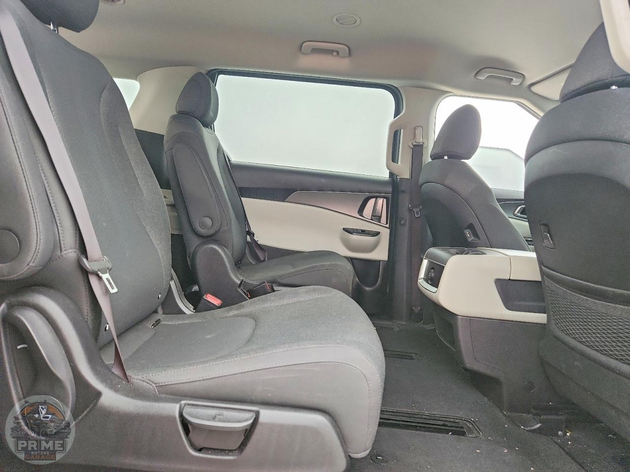 2022 KIA CARNIVAL — фото 11