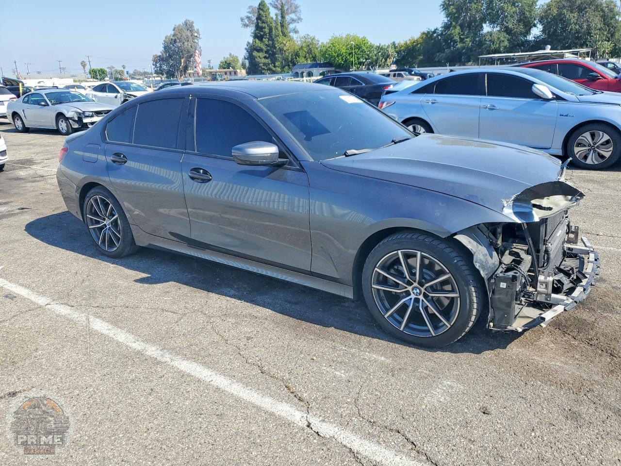 2020 BMW 3 SERIES — фото 3
