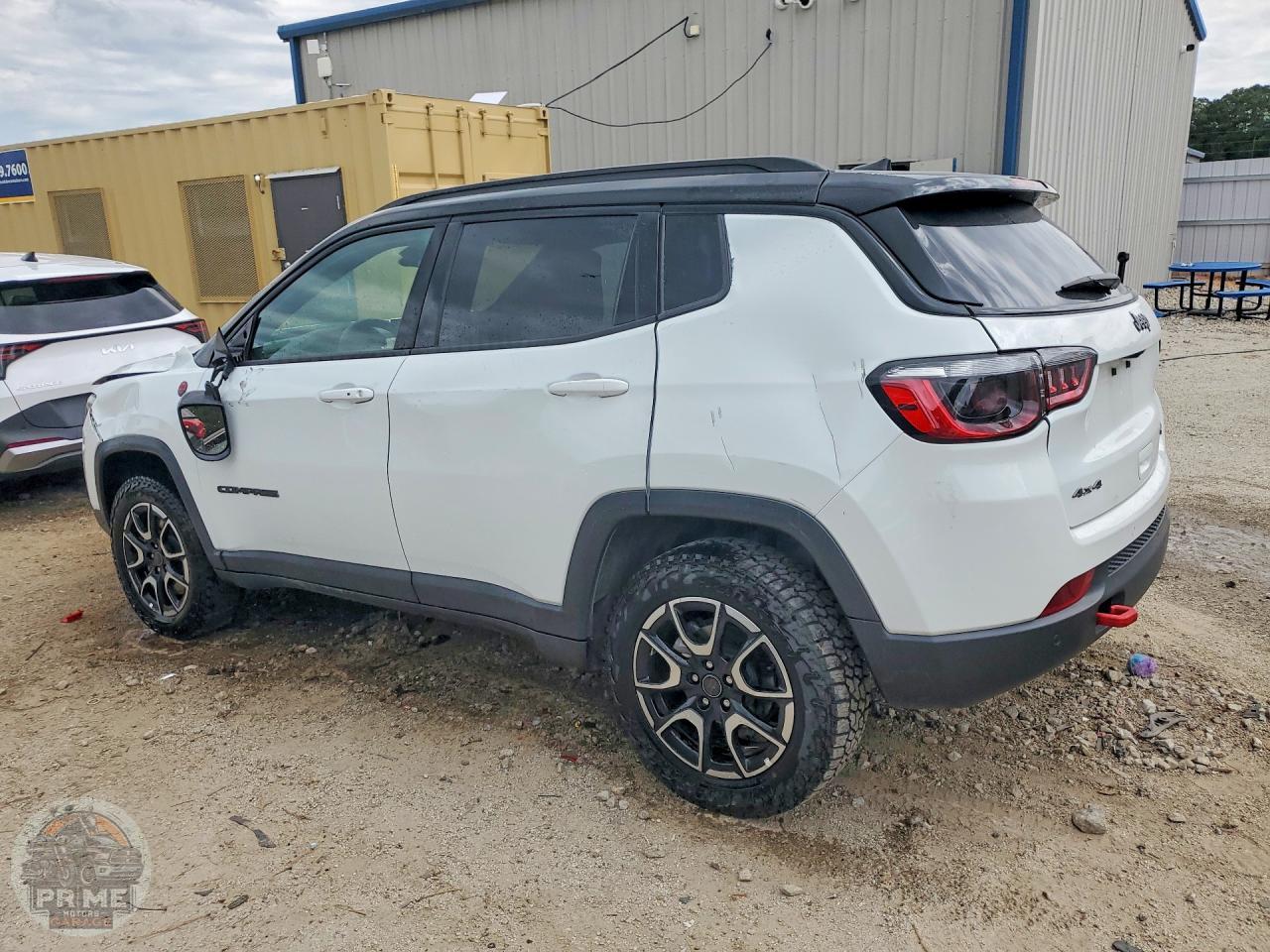 2025 JEEP COMPASS — фото 2