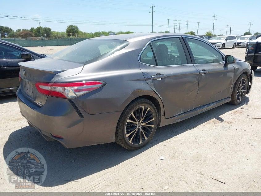 2018 TOYOTA CAMRY HYBRID SE — фото 4
